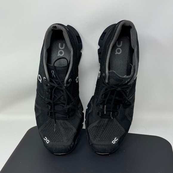 On Cloud helion running Training Shoes size 12 mens heel lining hole - Picture 6 of 15